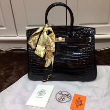 Hermès Birkin 35cm-es Krokodilbőr Kézitáska Fekete Arany