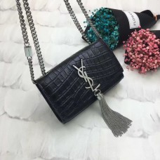YSL bojtos láncos táska 17 cm krokodilbőr fekete ezüst